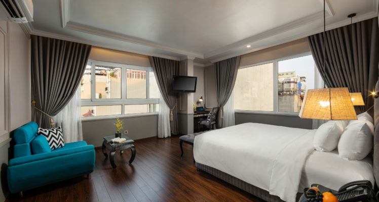 imperial suite room with hanoi city view